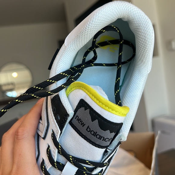 New balance men shoes - Picture 4 of 5